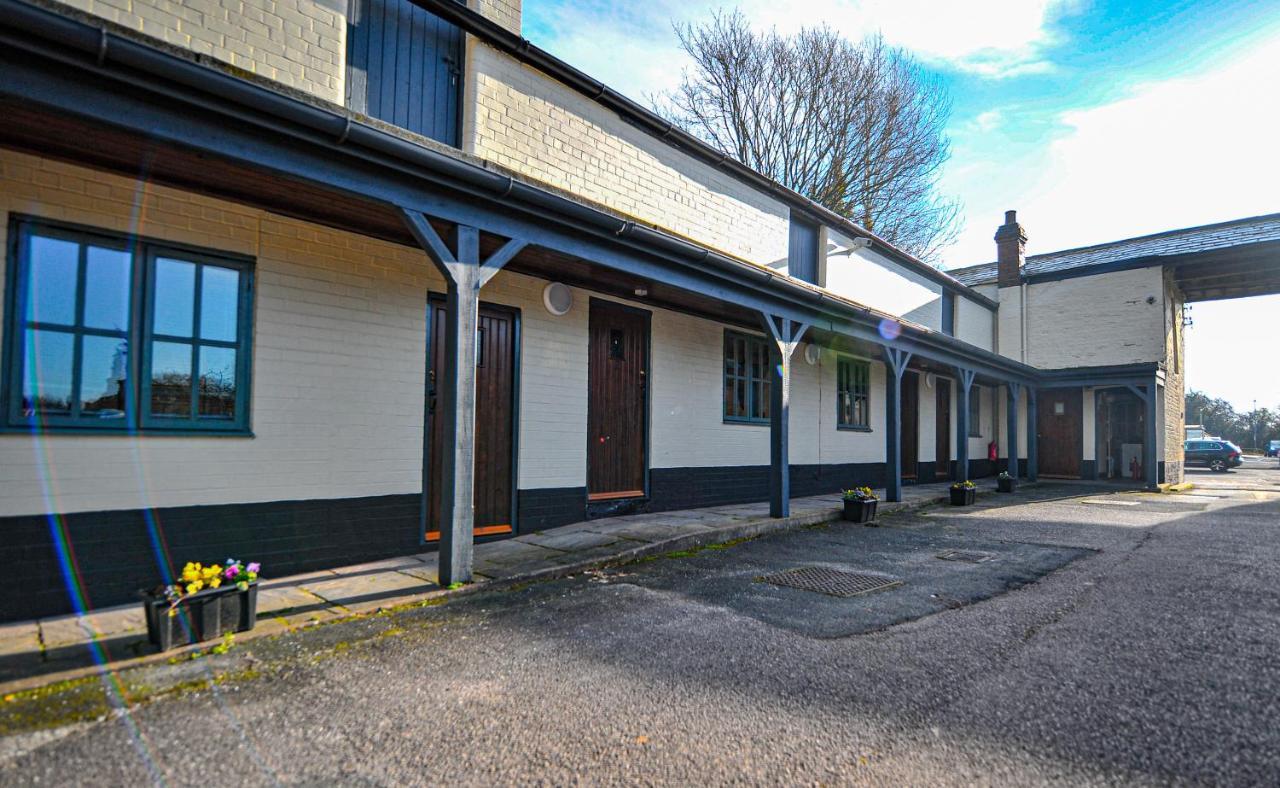 The Coachman Pub, Hartford, Room Only Hartford  Εξωτερικό φωτογραφία